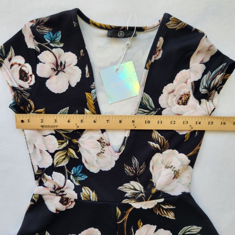 Missguided Cap Sleeve Dark Floral Playsuit Black Summer Romantic Feminine Cute - Picture 11 of 13